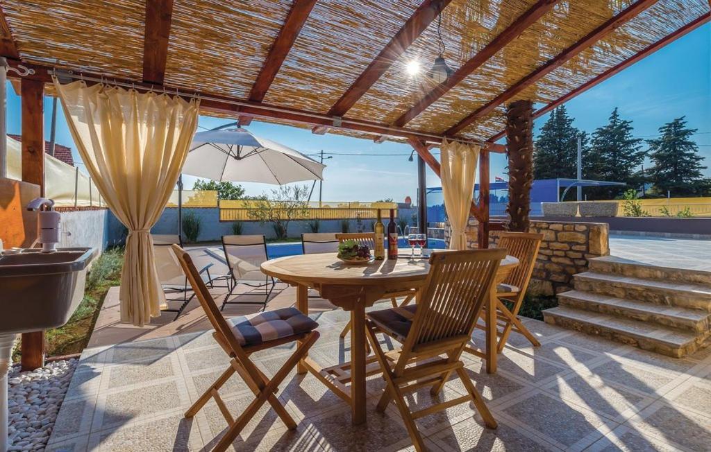 Holiday Home Sunce Dalmacije Mratovo Exterior photo