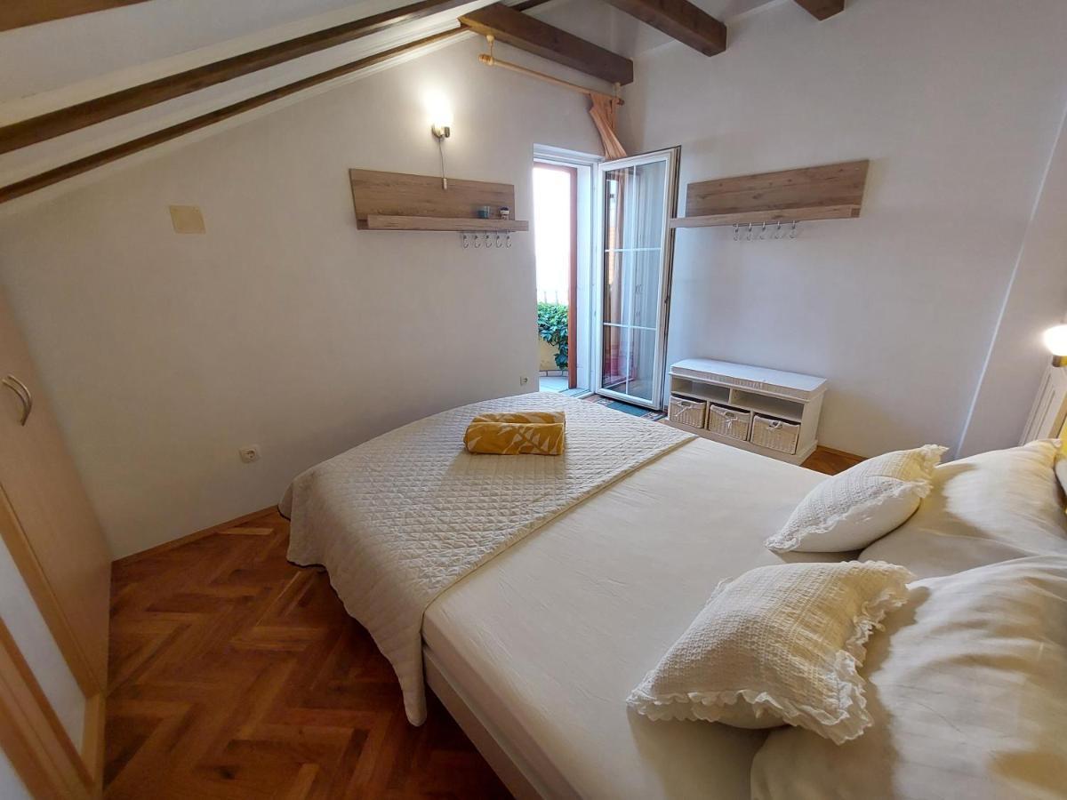 Holiday Home Sunce Dalmacije Mratovo Exterior photo