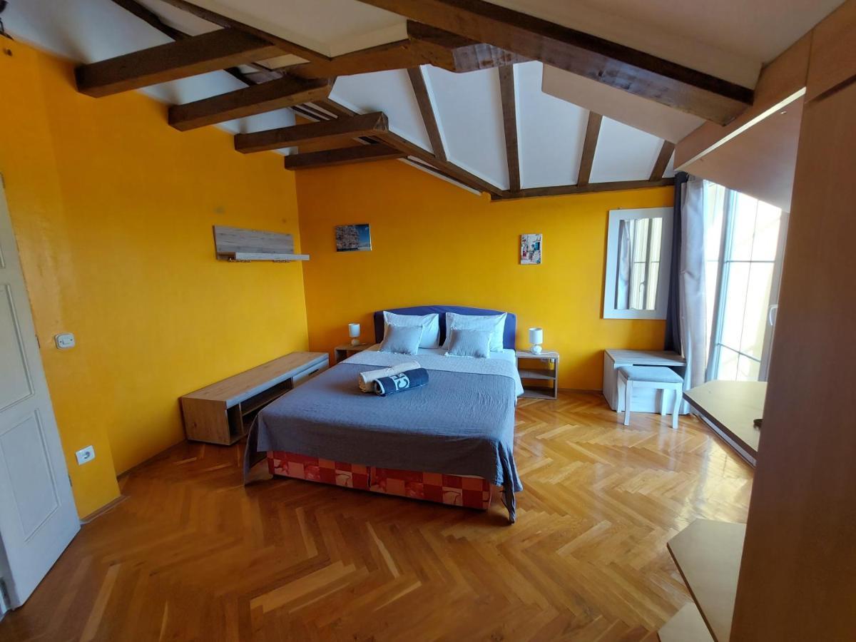 Holiday Home Sunce Dalmacije Mratovo Exterior photo